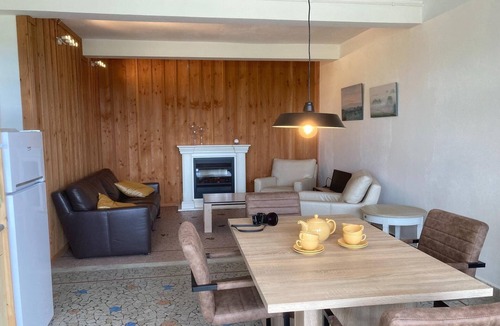 Cuzy House | Apartment in Cuzy with Heated Pool