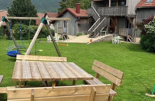 Les Hopitaux-Vieux Apartment | Apartment in Comtoise farmhouse Children's playground and equipment