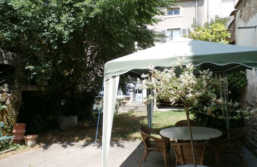 Gray Apartment | Apartment In Gray, Nr. Dijon, Burgundy, France