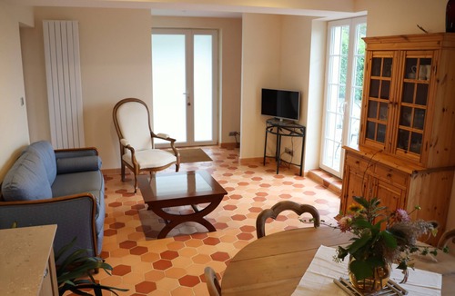 Chaleze Apartment | APARTMENT in the countryside, near Besançon, very quiet environment