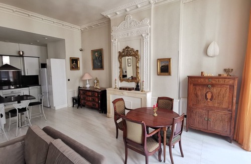 Hotel de Ville - Quinconces Apartment | Apartment in the heart of Bordeaux