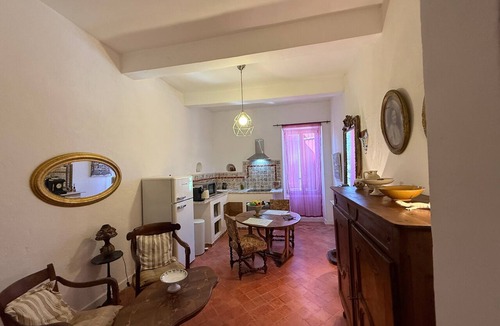 Violes Apartment | Apartment in the Vineyards Prince de Provence - At Mas Des Armouriers
