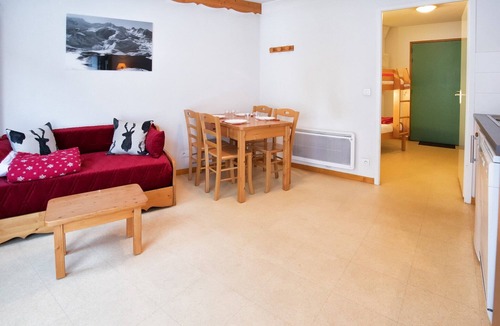 Bramans Apartment | Apartment in Val Cenis near Ski area