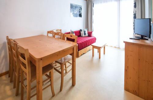 Bramans Apartment | Apartment in Val Cenis with balcony