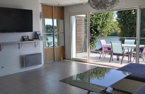 Villeneuve-le-Roi Apartment | Apartment L'Aquarius