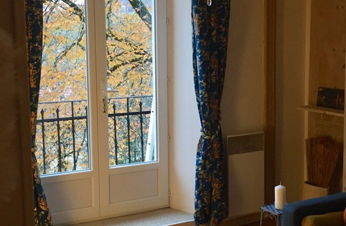 Foncine-le-Haut Apartment | Apartment "La 5ème Saison" nomad spirit - summer-winter resort of Foncine le Ht.