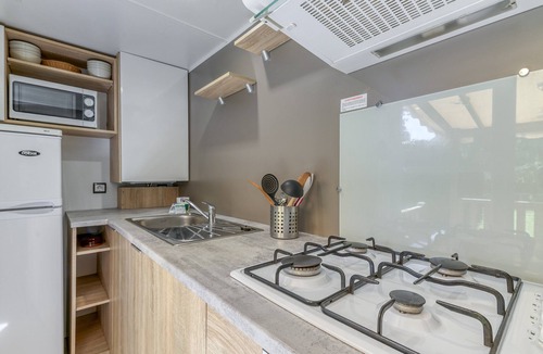 Vaulnaveys-le-Bas RV Rental | Apartment 'Lodge 87 No.46' with Mountain View, Wi-Fi and Air Conditioning