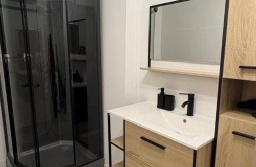 Beaucroissant Apartment | Apartment near Lake Paladru