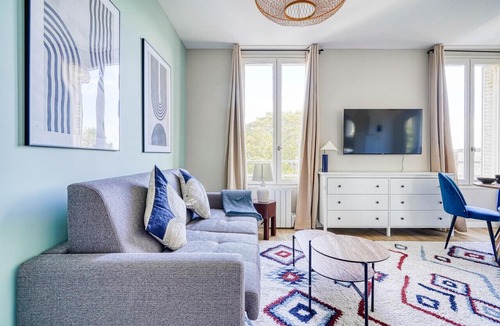 Petit-Ivry Apartment | Apartment near Porte d'Italie