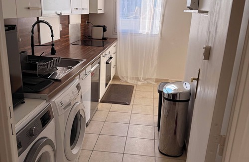 Quartier Atlantis Apartment | Apartment near Paris Orly/TGV/RER/Trameway/Bus