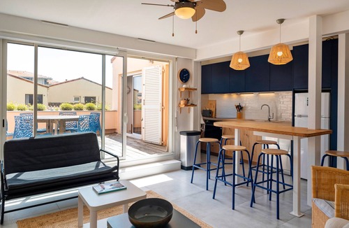 Capbreton Apartment | Apartment 'Notre Dame' with Sea View, Private Terrace and Wi-Fi