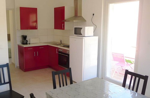 Reilhanette Apartment | Apartment 'Résidence Ventoux Revitalisation -' with Mountain View and Wi-Fi