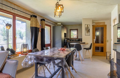 Mittlach Apartment | Apartment 'Sao Tomé' with Lake View, Private Terrace and Wi-Fi