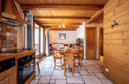 Val Cenis Apartment | Apartment 'Savine' with Mountain View, Balcony and Wi-Fi