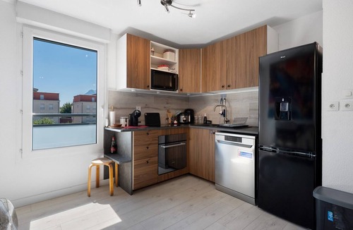 Albertville Apartment | Apartment 'T3 Comfort, Pool, Terrace' with Mountain View, Wi-Fi and Air Conditioning