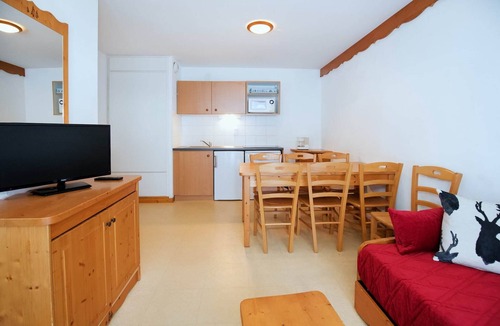 Bramans Apartment | Apartment Termignon 50m from Ski Lift