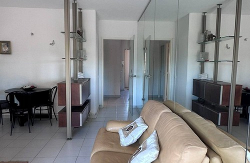 L'Arenas Apartment | Apparently fully equipped Nice