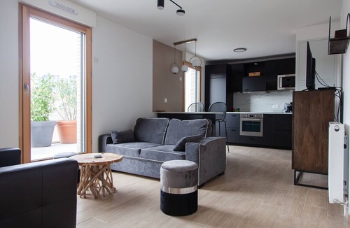 Villejuif Apartment | Appart Chic & Elégant-Métro 7 Leo-Lagrange+Parking