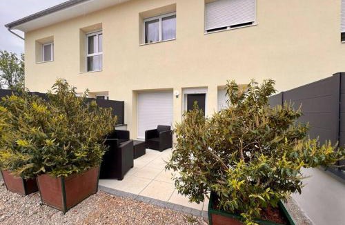 Grandfontaine Apartment | Appart Climatisé 4prsn Proche Chateaufarine