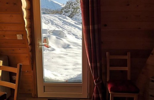 Saint-Jacques-des-Blats Apartment | Appartement Chalet, 8 personnes - L'Oustal