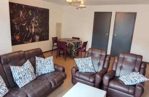 Champlitte Apartment | Appartement avec stationnement