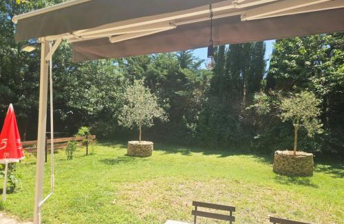 Montboucher-sur-Jabron Apartment | Appartement une chambre avec jardin