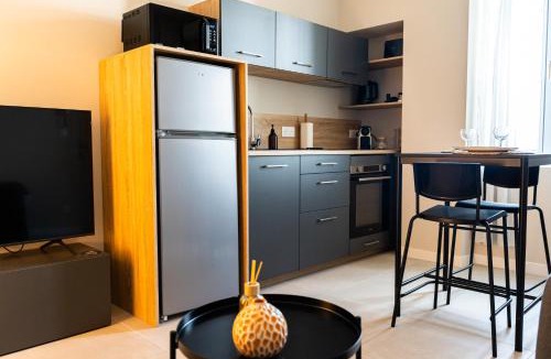 Le Teil Apartment | Appartement élégant avec balcon et parking privé