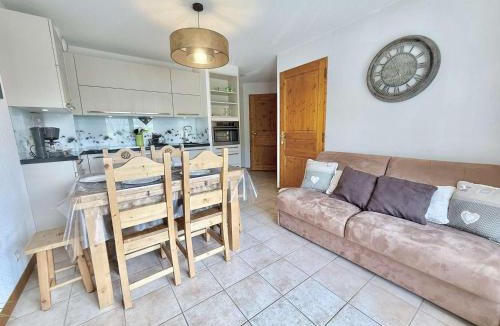 Praz-sur-Arly Apartment | Appartement 2 pièces cabine à Praz-sur-Arly - 6 personnes avec parking - FR-1-603-10