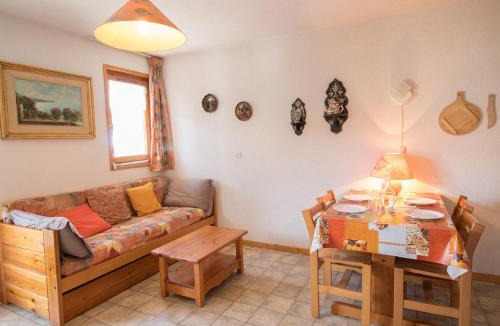 Aussois Apartment | Appartement 29m² à Aussois, proche navettes gratuites, piscine et commerces, capacité 4 personnes. - FR-1-508-148