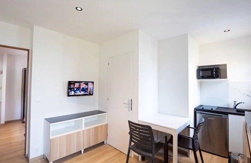 Aigueblanche Apartment | Appartement 3 étoiles - Piscine - ccbbhee