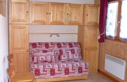 Saint-Jean-dʼAulps Apartment | Appartement 3* confortable près des pistes, 6 pers. - FR-1-573-32