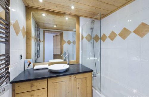 Les Eucherts Apartment | Appartement 3 pièces avec parking et WIFI à 200m des remontées - FR-1-398-638