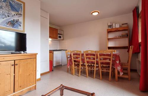 Saint-Etienne-en-Devoluy Apartment | Appartement 4 pièces, 8 pers, proche pistes, parking, casier à ski - FR-1-525-179