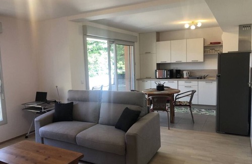 Aix-les-Bains Apartment | Appartement 48m² 1 chambre, garage, proche du lac