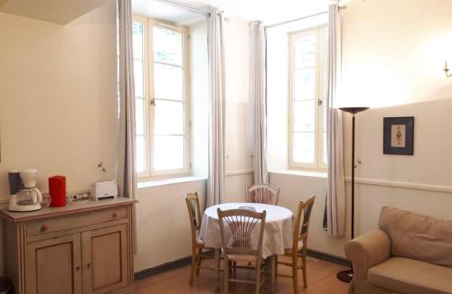 Montbrun-les-Bains Apartment | Appartement 7 Château des Gipières