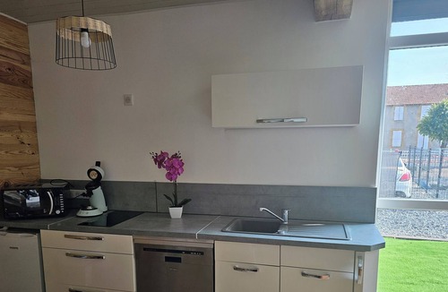 Coulanges Apartment | Appartement Atypique Renove a Neuf