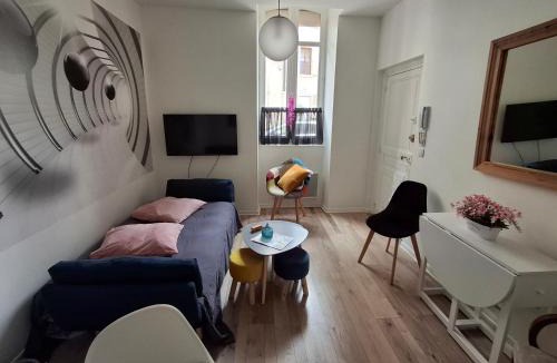 Centre Apartment | Appartement au cœur du centre ville 2 couchages