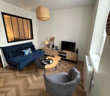 Moulins Apartment | Appartement au centre ville, place Jean Moulin