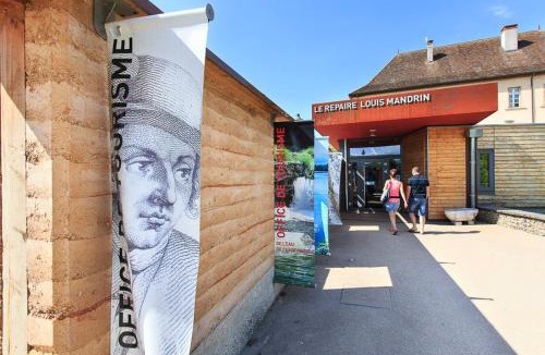 Aoste Apartment | Appartement au milieu des lacs, au bord du Guiers