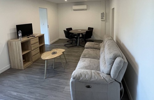 Nevers Apartment | Appartement Avec Balnéothérapie
