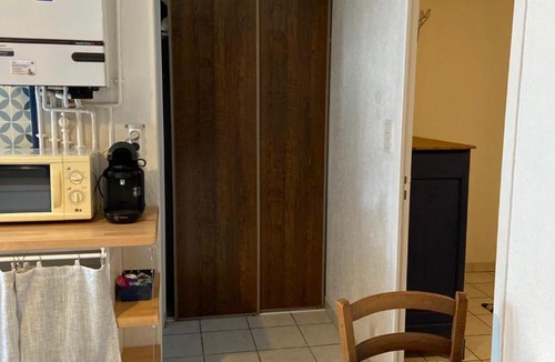 Yzeure Apartment | Appartement avec place de parking