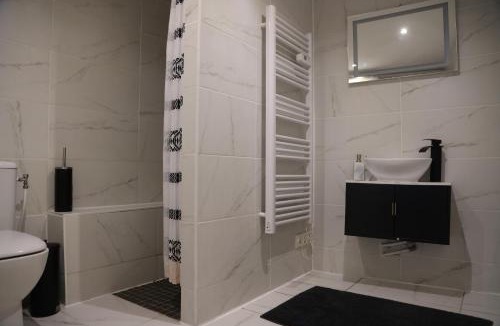 Montlhery House | Appartement avec une chambre