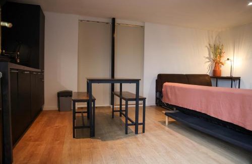 Montlhery House | Appartement avec une chambre