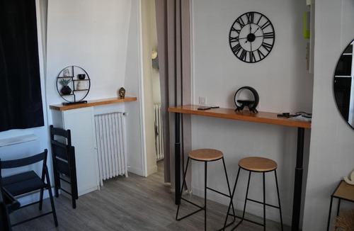 Gentilly Apartment | Appartement avec vue tour Eiffel, emplacement parfait ligne 14