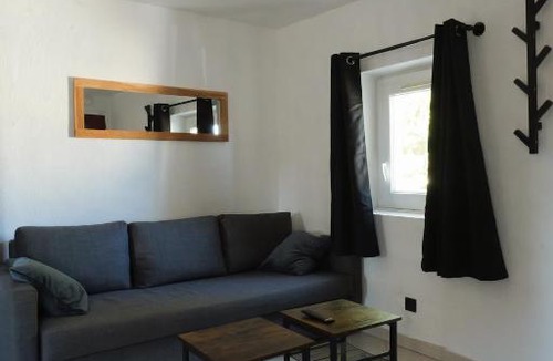 Pierrelatte Apartment | Appartement centre-ville - Pierrelatte