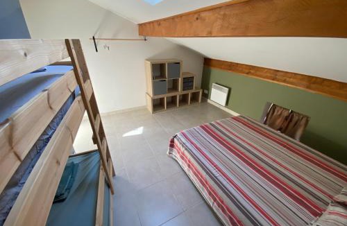 Malemort-du-Comtat Apartment | Appartement climatisé au pied du Mont Ventoux