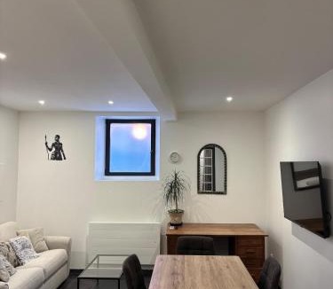 La Roche-sur-Foron Apartment | Appartement Cozy entre Genève et Annecy - Parking