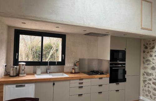 La Celle-sous-Gouzon Apartment | Appartement coeur de Drôme, Métairie la Faurie 2