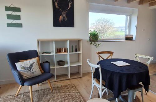 Vaudemont Apartment | Appartement cosy à Vaudémont avec parking privé - FR-1-584-392
