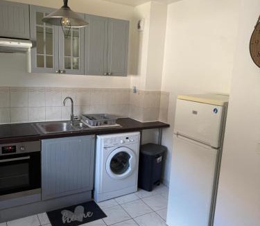 Epinay-sur-Orge Apartment | appartement cosy tout équipe